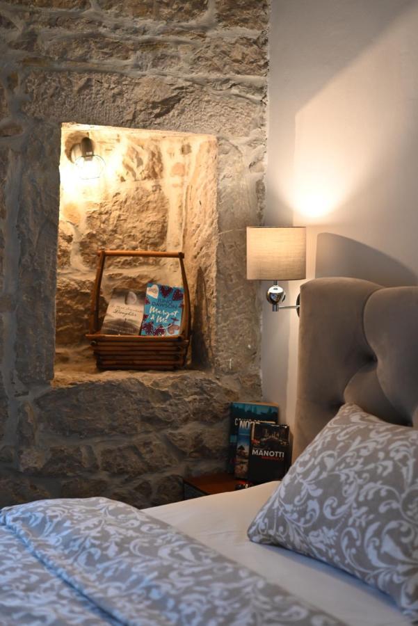 Villa Mavrici, Neighbors Free Buzet Bagian luar foto