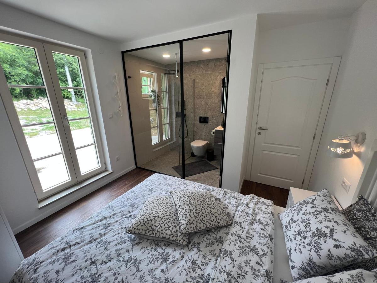 Villa Mavrici, Neighbors Free Buzet Bagian luar foto